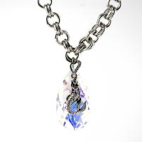 CRYSTAL PENDANT