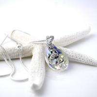 CRYSTAL PENDANT